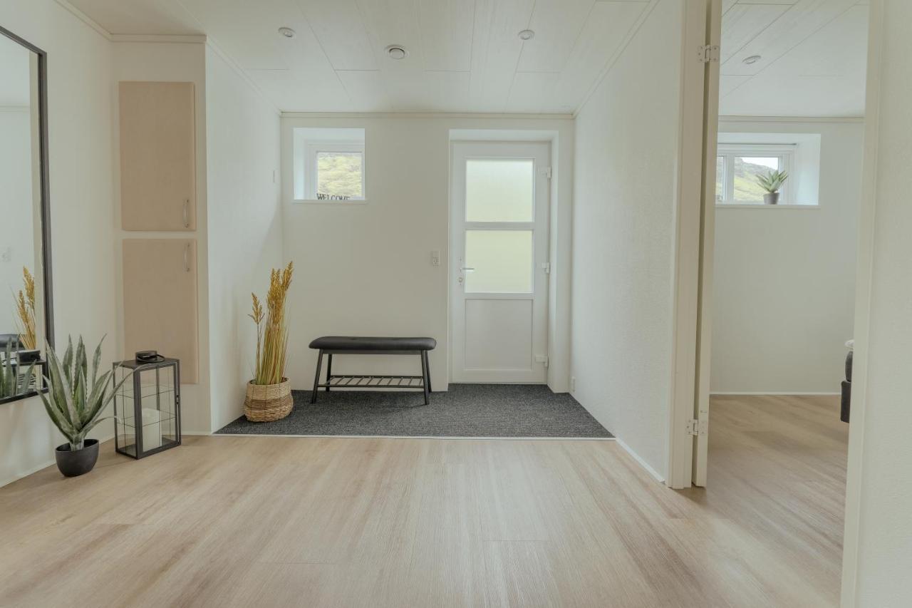Dahlastova / Stunning Boathouse / Bay View / 3Br Hvalvik エクステリア 写真